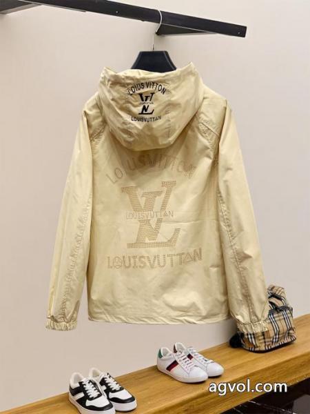 ジャケットLOUIS VUITTON根強い人気定番商品 一生モノ 自分らしく偽 ブランド 3