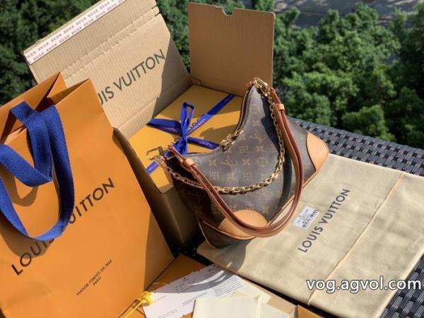 バッグ機能性が高い 素敵で名高い 秋こそ楽しめるアイテム偽 ブランド LOUIS VUITTON. 0
