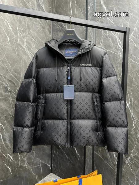 ブランド 品 コピー ダウンジャケットLOUIS VUITTON【人気ブログ掲載】 顧客優待セール 良好品. 3