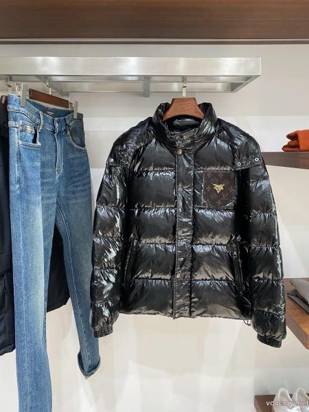 モード 最高級 定番人気激安ブランド コピー 激安ダウンジャケットLOUIS VUITTON 0
