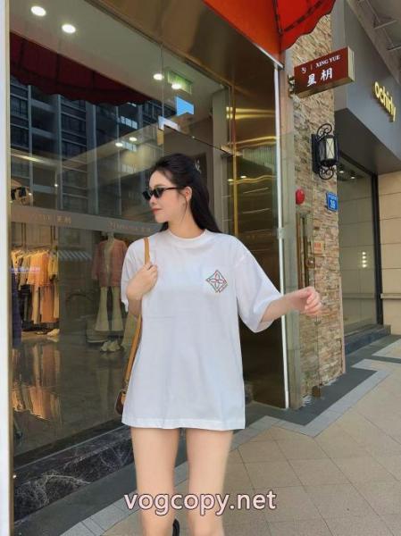 Tシャツルイ ヴィトン定番人気商品 大胆に 2026年用ブランド 激安 5