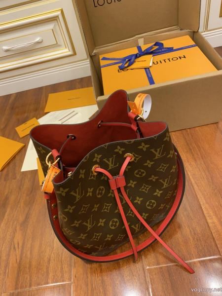 ルイ ヴィトンブランド フェイク一番人気! 個性的なデザイン 上品ですっきり、好感度抜群 バッグ. 0