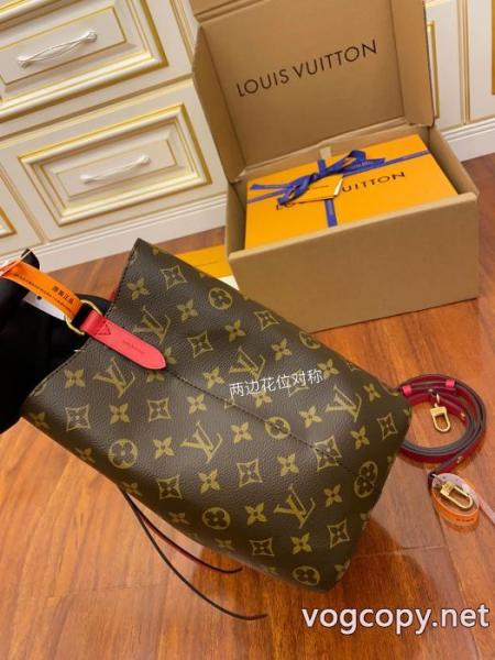 ルイ ヴィトンブランド フェイク一番人気! 個性的なデザイン 上品ですっきり、好感度抜群 バッグ. 2