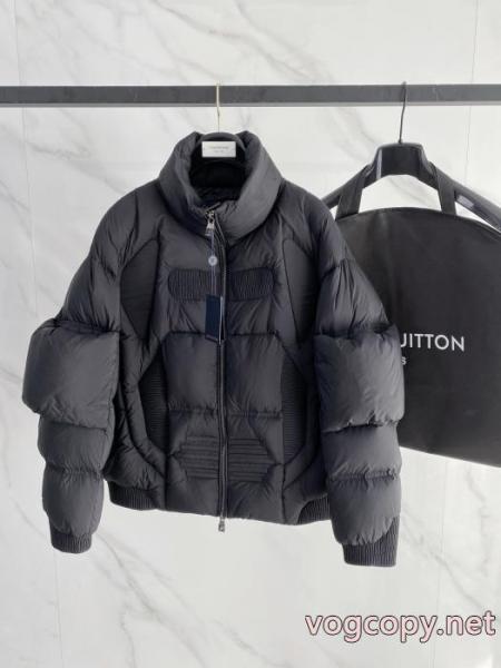 今旬のシルエットバランス VIP 先行セール2026年冬 おしゃれの幅が広がりLOUIS VUITTONブランド 偽物 通販 ダウンジャケット. 1
