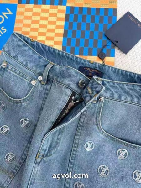雑誌掲載アイテム 好印象な上品スタイル 最新作期間限定セールスーパー コピー 品 スラックスLOUIS VUITTON.. 4