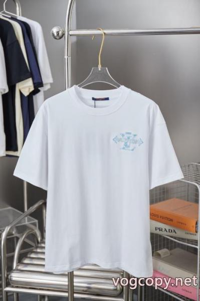 偽物 ブランド 激安TシャツLOUIS VUITTON優れたデザイン 完売続出 2026新作限定 2