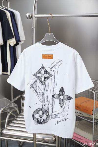 コピー 商品 販売LOUIS VUITTON今シーズンのトレンドアイテム 永遠の定番 人気商品登場！Tシャツ 0 