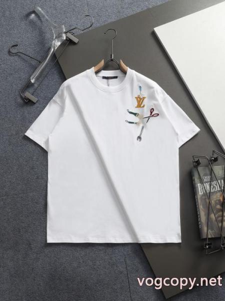 LOUIS VUITTON2026新作コレクション お洒落自在 在庫手元にあり即発セール必需品Tシャツコピー ブランド 通販 安心 2