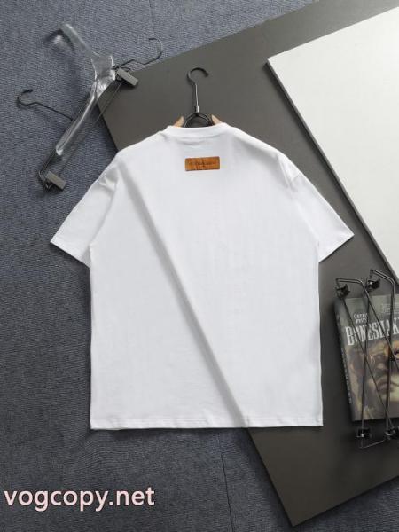 LOUIS VUITTON2026新作コレクション お洒落自在 在庫手元にあり即発セール必需品Tシャツコピー ブランド 通販 安心 4