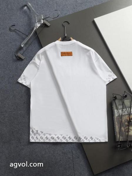 Tシャツ毎年爆発的人気 カジュアル通販 最安値挑戦!スーパー コピー メンズLOUIS VUITTON 1