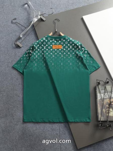 スーパー コピー メンズLOUIS VUITTON大人の上質感 海外セレブ定番愛用 今年新作登場Tシャツ 3