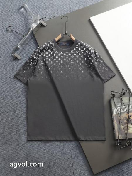 スーパー コピー メンズLOUIS VUITTON大人の上質感 海外セレブ定番愛用 今年新作登場Tシャツ 5