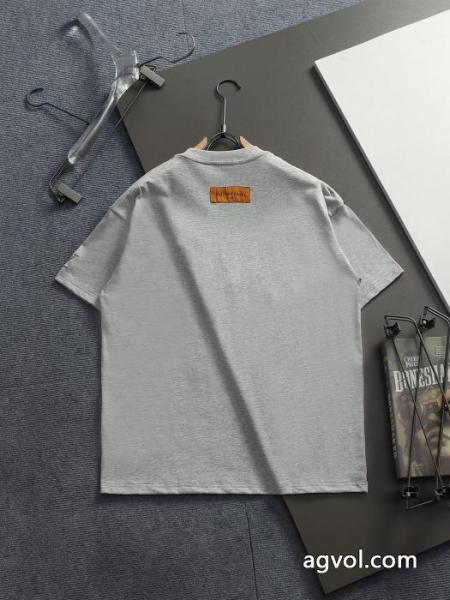 激安 ブランド 通販LOUIS VUITTON数量限定お買い得 定番人気アイテムセール オンライン販売Tシャツ 1