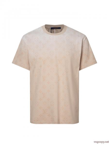 お洒落な存在感  圧倒的な存在感 流行中アイテムTシャツブランド コピー ショップLOUIS VUITTON 0 
