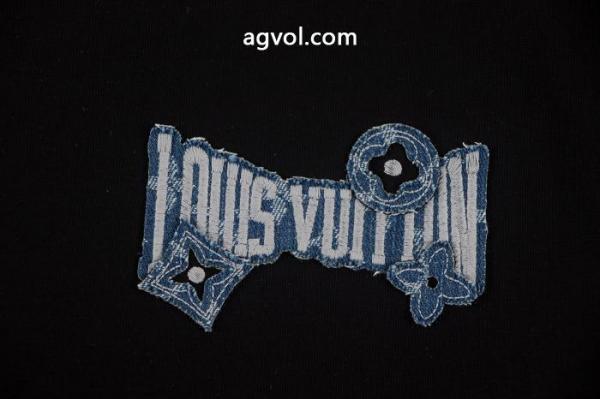 半袖Tシャツブランド フェイクLOUIS VUITTON大注目! 海外限定アイテム 2026☆新色が登場! 2