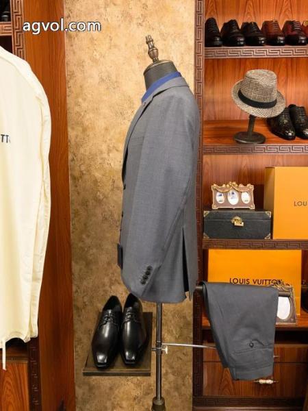LOUIS VUITTON安定感があり 完売必須限定SALE カラバリ豊富スーツスーパー コピー ブランド 通販.. 2