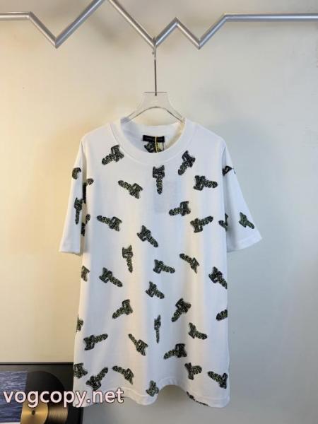 ブランド コピー 販売Tシャツ2026人気お買い得アイテム 数量限定在庫限り 伸縮性に優れたLOUIS VUITTON 5 