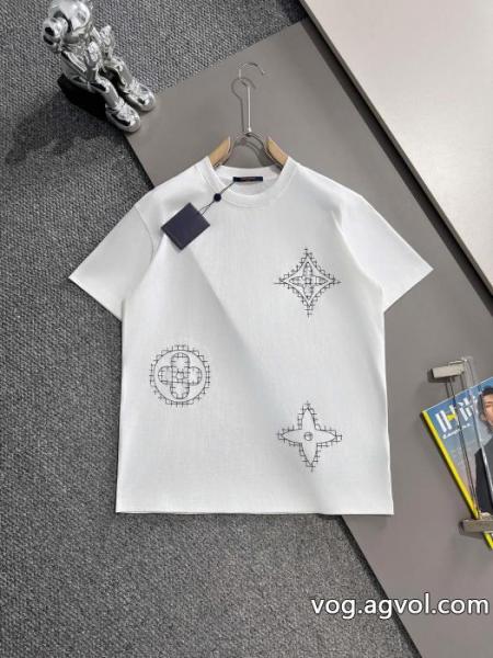 LOUIS VUITTONブランド コピー 専門店韓国人気 カジュアルの定番 人気高いアイテムTシャツ 0