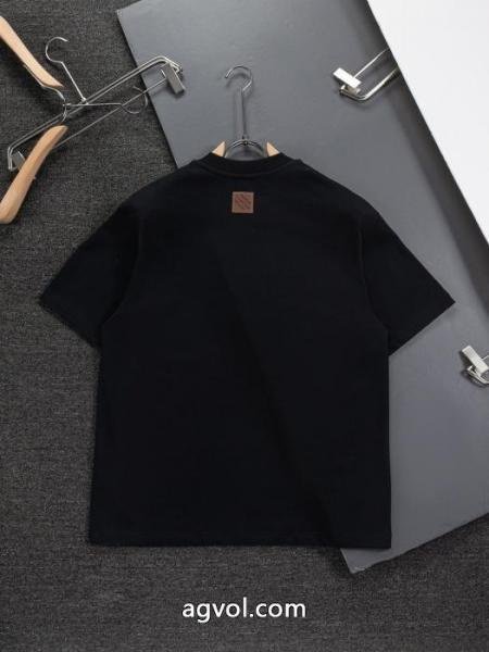 ブランド コピー 品即発&お取寄せ 最高な材料 シックでお洒落なLOUIS VUITTON半袖Tシャツ 2
