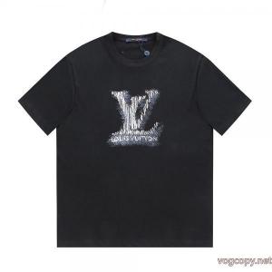 TシャツLOUIS VUITTONコピー ブランド 通販今季大人気 デザイン性の高い TOPセラー賞