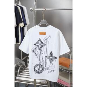 コピー 商品 販売LOUIS VUITTON今シーズンのトレンドアイテム 永遠の定番 人気商品登場！Tシャツ