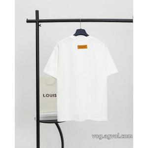 ブランド レプリカ全国無料格安 お洒落上級者 高級素材を採用LOUIS VUITTON    半袖Tシャツ..