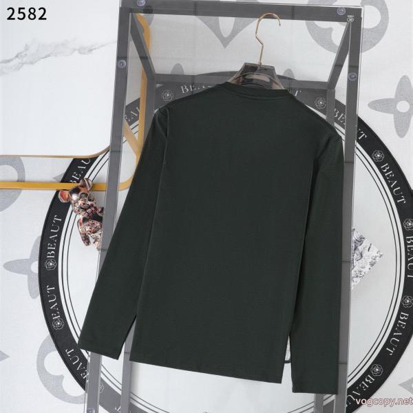 コピー ブランド 優良格上げ！ 抜群の存在感 大人の品漂うLOUIS VUITTON長袖Tシャツ 0 
