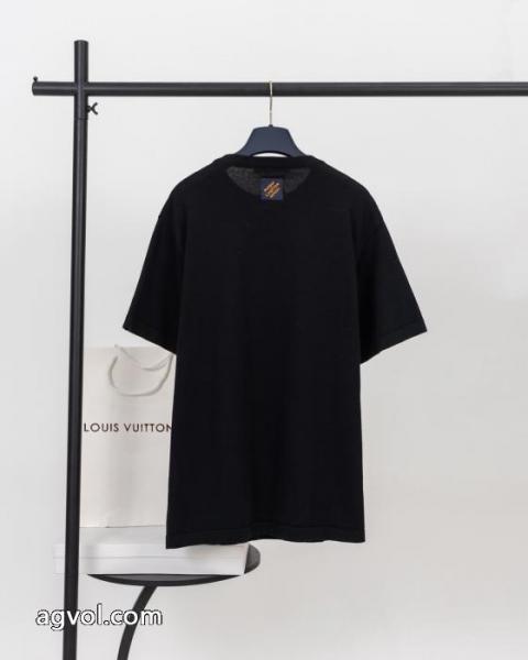 TシャツLOUIS VUITTON定番最新作 最新サイズで可愛い過ぎ 雑誌掲載ブランド 品 激安 通販 2