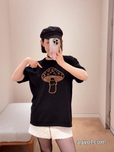 TシャツLOUIS VUITTON定番最新作 最新サイズで可愛い過ぎ 雑誌掲載ブランド 品 激安 通販 3