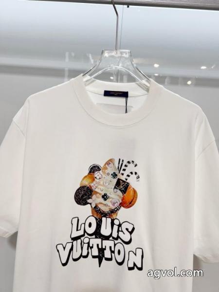 LOUIS VUITTONスーパー コピー ブランド 専門店肌触りがとても良い 絶妙な抜け感 定番最新作 半袖Tシャツ.. 3