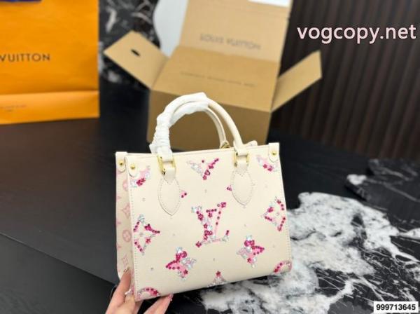 圧倒的人気アイテム ユニセックスで定番の VIP Sale ブランド コピー 優良店バッグLOUIS VUITTON 2