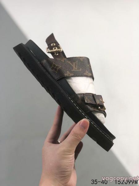 新価格で登場 上質   着心地抜群偽物 通販 サイトサンダルLOUIS VUITTON.. 0 