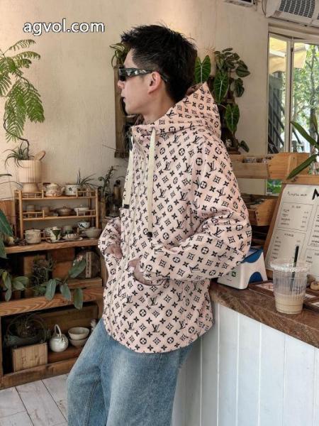 ジャケット安心国内発送 最新 話題沸騰中 すぐにお届けLOUIS VUITTON偽物 ブランド 販売 5