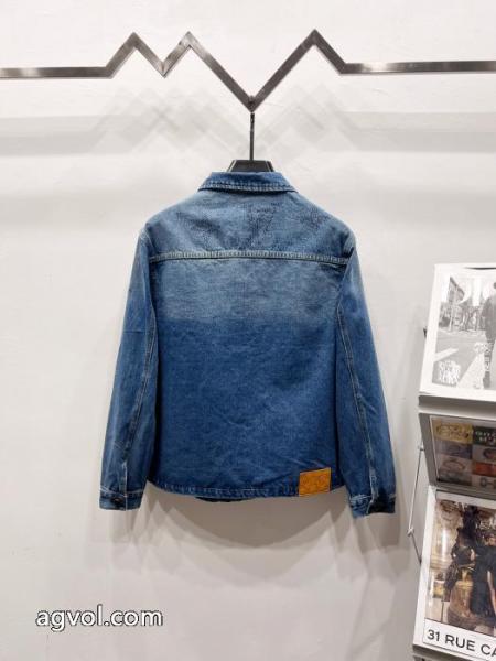 コートブランド コピー 優良店トレンド商品 今年の秋冬先行販売新作 人気復活LOUIS VUITTON 1