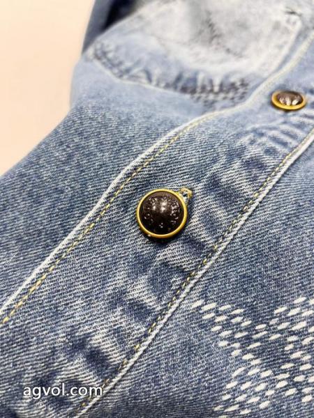 コートブランド コピー 優良店トレンド商品 今年の秋冬先行販売新作 人気復活LOUIS VUITTON 4