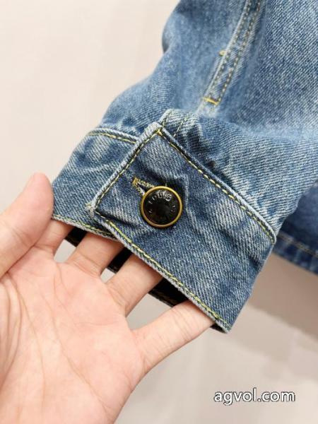 コートブランド コピー 優良店トレンド商品 今年の秋冬先行販売新作 人気復活LOUIS VUITTON 3