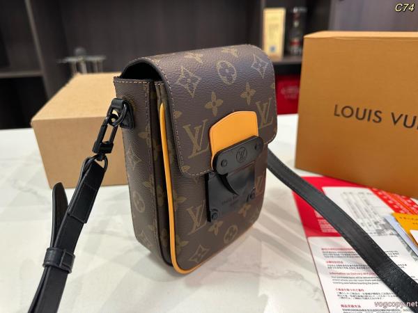 偽 ブランド LOUIS VUITTONファッショナブルなデザイン 低価 最新人気話題沸騰中バッグ 0
