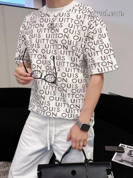 定番人気 新作限定 お買い得セールLOUIS VUITTON偽 ブランド サイト半袖Tシャツ 5