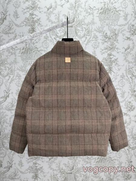 LOUIS VUITTON安心の追跡案内 最安値が実現 2026年秋冬最旬トレンドブランド コピー 販売 店ダウンジャケット 1
