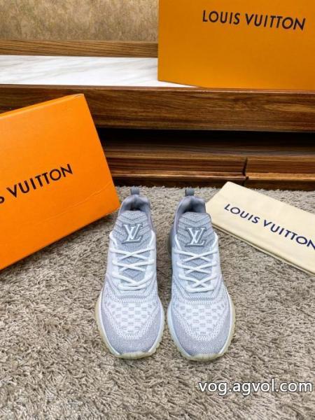     スニーカーLOUIS VUITTON存在感のある  2026限定 超レア 2026一番最高人気コピー 商品 通販. 0 