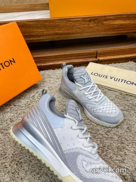     スニーカーLOUIS VUITTON存在感のある  2026限定 超レア 2026一番最高人気コピー 商品 通販. 5 