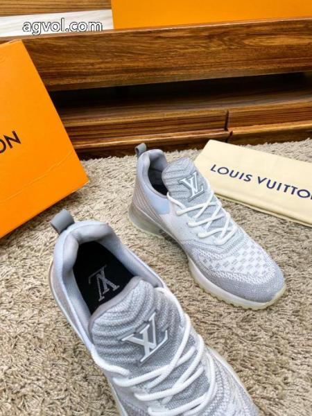     スニーカーLOUIS VUITTON存在感のある  2026限定 超レア 2026一番最高人気コピー 商品 通販. 6 