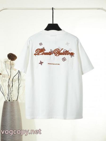 TシャツLOUIS VUITTONスーパー コピー着心地良く セール価格でお得 人気新作ロゴ入り 2