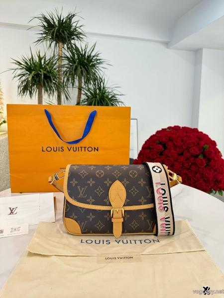 コピー 商品 ブランドLOUIS VUITTONバッグ即日発送 今年の秋冬先行販売新作 話題の新作到着 0