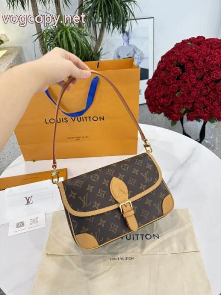 コピー 商品 ブランドLOUIS VUITTONバッグ即日発送 今年の秋冬先行販売新作 話題の新作到着 4