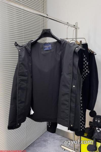 ジャケットファッションな一品 定番のモデル 超激得正規品コピー 商品 ブランドLOUIS VUITTON 1