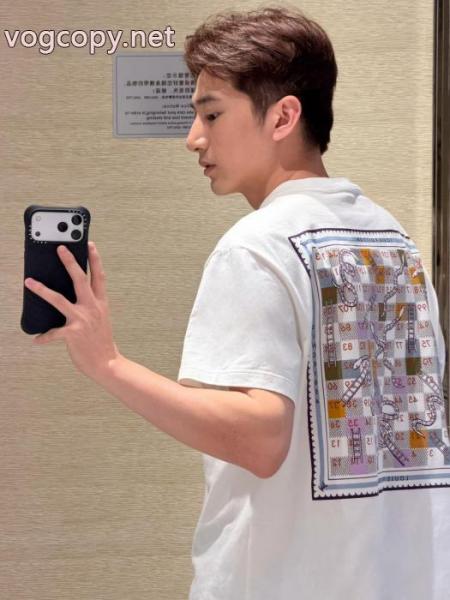 Tシャツ激安 ブランド 通販LOUIS VUITTON限定生産品 日本未入荷カラー 贅沢な逸品 4