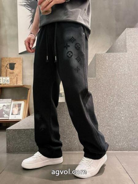 新作販売開始 人気定番セール 人気定番スラックスLOUIS VUITTONコピー 品 ブランド 5 