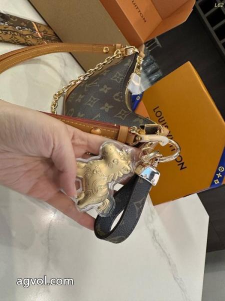 スーパー ブランド コピーバッグ最安値2026 ユニセックスで定番の SS26極上発売LOUIS VUITTON 4