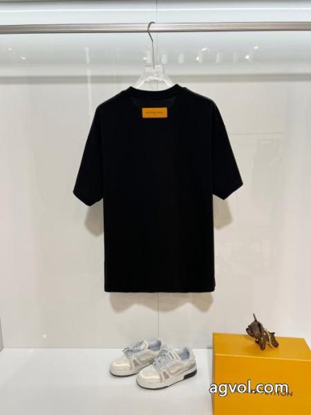 先取り 限定版プリント 少数入荷LOUIS VUITTONブランド アクセサリー 激安Tシャツ 3
